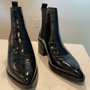 Steve Madden Audience-C Black Crocodile Booties